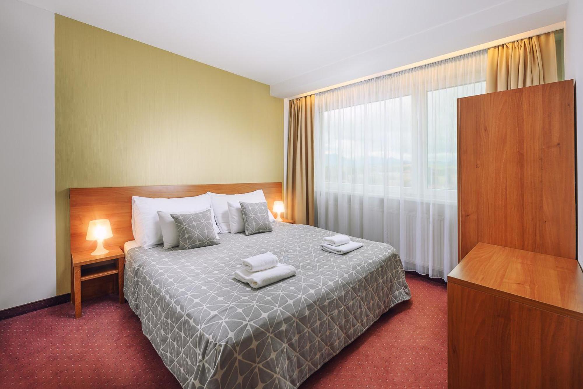 Hotel Janosik Liptovský Mikuláš Εξωτερικό φωτογραφία
