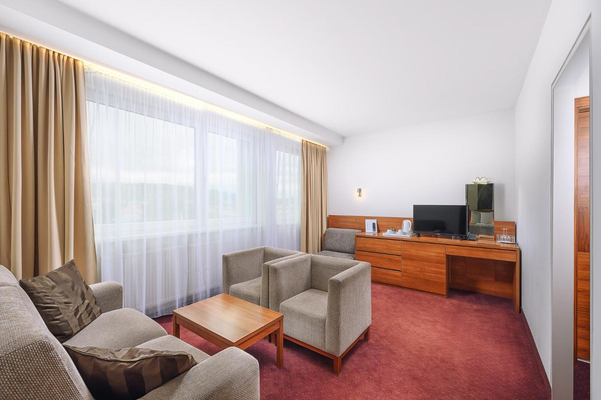 Hotel Janosik Liptovský Mikuláš Εξωτερικό φωτογραφία